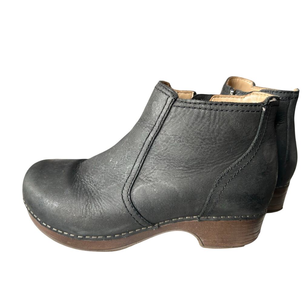 Danskos black leather Barbara low bootie size 36 US 5.5-6